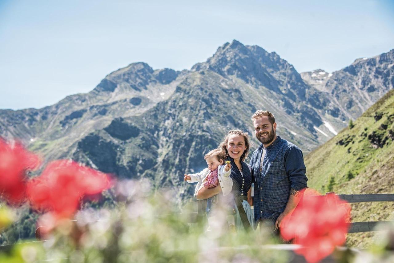 Archehof Hochzirm Lodge Anna Campo Tures Buitenkant foto
